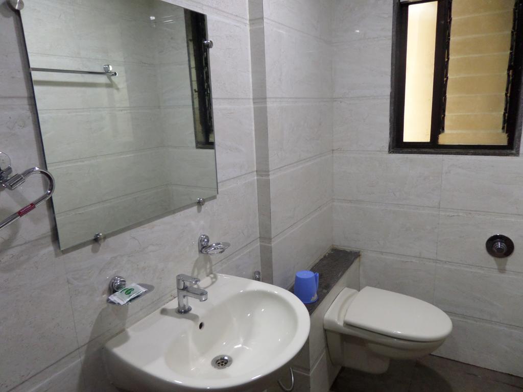 Sai Heera Residency Hotel Shirdi Exterior photo