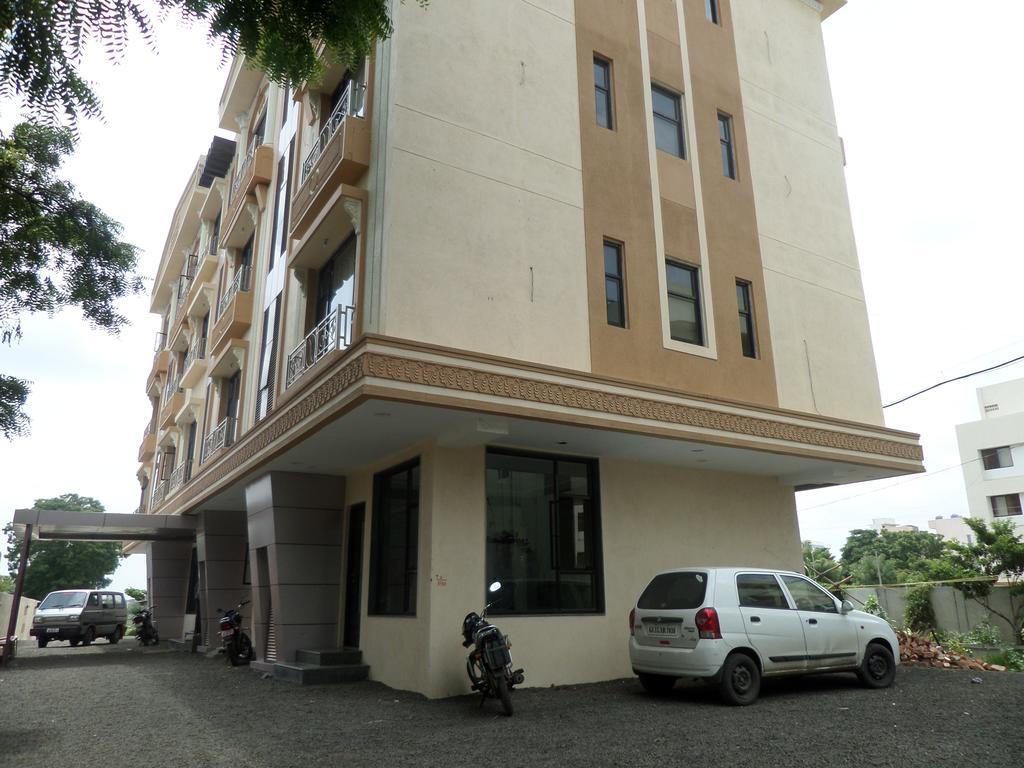 Sai Heera Residency Hotel Shirdi Exterior photo